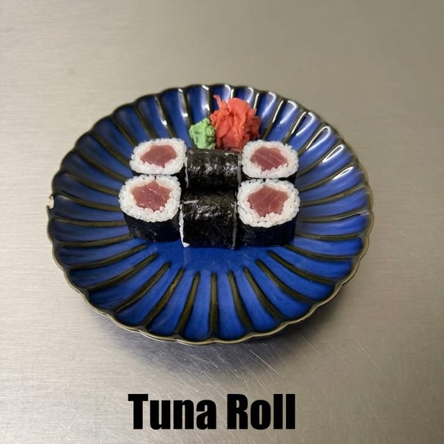 28. Tuna Roll.
